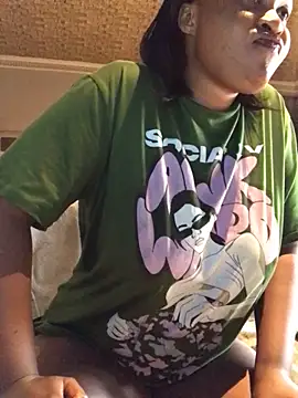 Snapshot of sweetLady89 chatting on September 25, 6:01 am sweetLady89 online show from September 25, 6:01 am