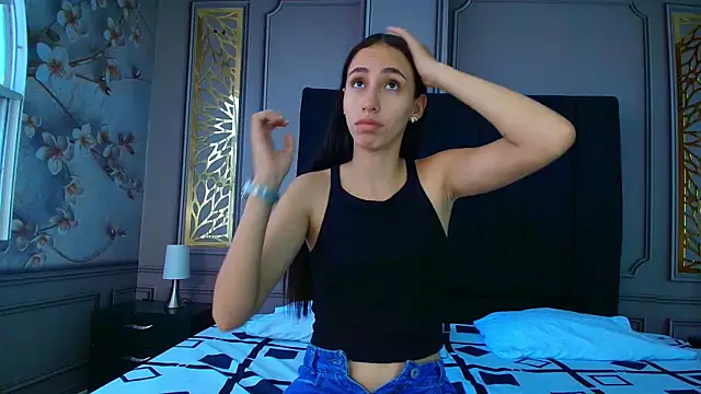 Snapshot of amira_pearl chatting on September 8, 3:11 pm amira pearl online show from September 8, 3:11 pm