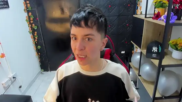  Hannah Hot online show from March 28, 8:36 am