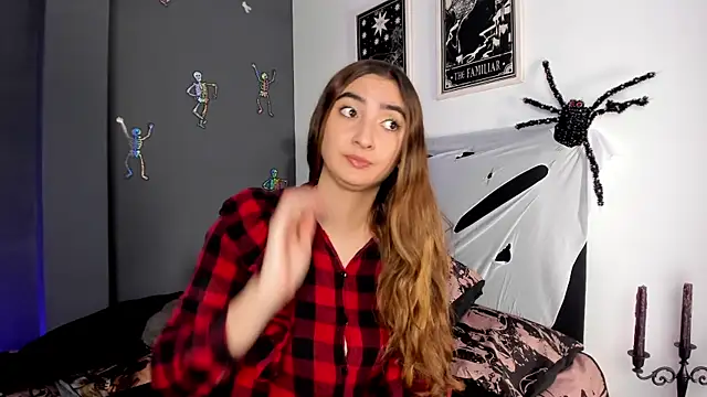 Snapshot of Alice_Dickinssonn chatting on October 30, 1:45 pm Alice Dickinssonn online show from October 30, 1:45 pm