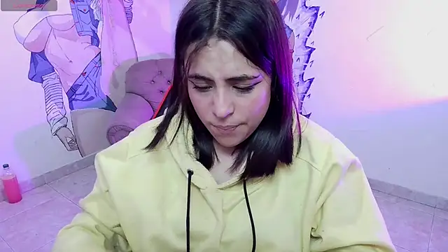 sofi lara28 online show from January 6, 6:44 pm