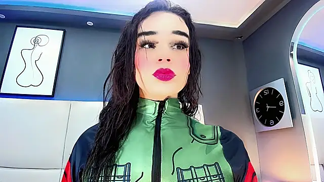 Snapshot of Valeria_Rouss chatting on October 8, 10:47 pm Valeria Rouss online show from October 8, 10:47 pm