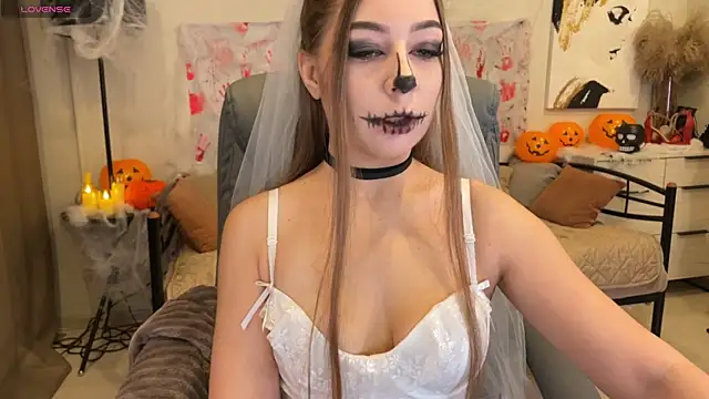 Snapshot of Yummy_Jane chatting on October 27, 1:12 am Yummy Jane online show from October 27, 1:12 am