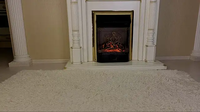 holylisssa online show from April 28, 8:51 am