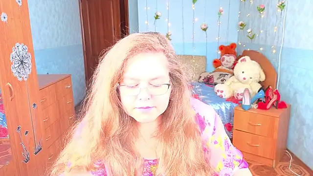 Snapshot of Audrey_Aura chatting on September 25, 6:56 am Audrey Aura online show from September 25, 6:56 am