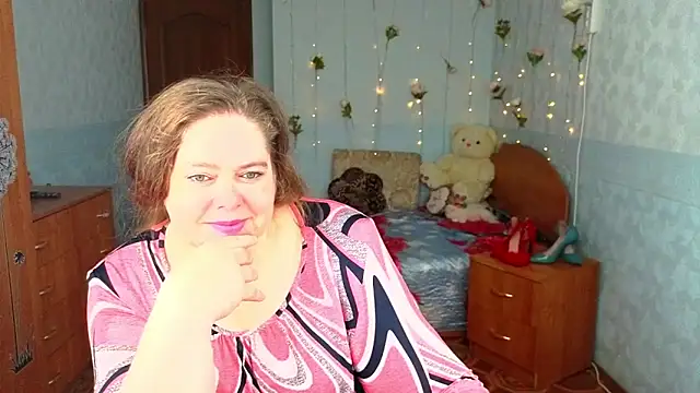 Snapshot of Audrey_Aura chatting on October 18, 6:38 am Audrey Aura online show from October 18, 6:38 am