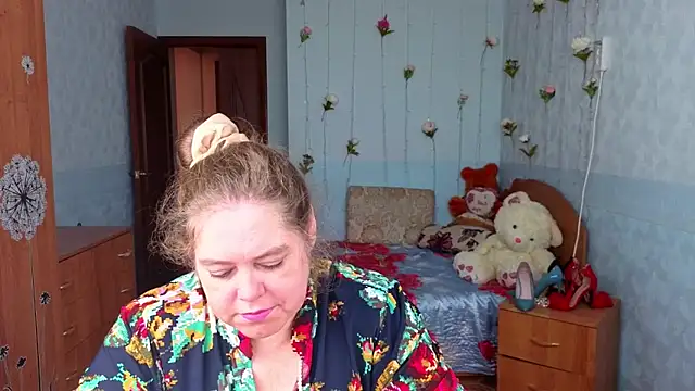 Snapshot of Audrey_Aura chatting on September 24, 6:45 am Audrey Aura online show from September 24, 6:45 am