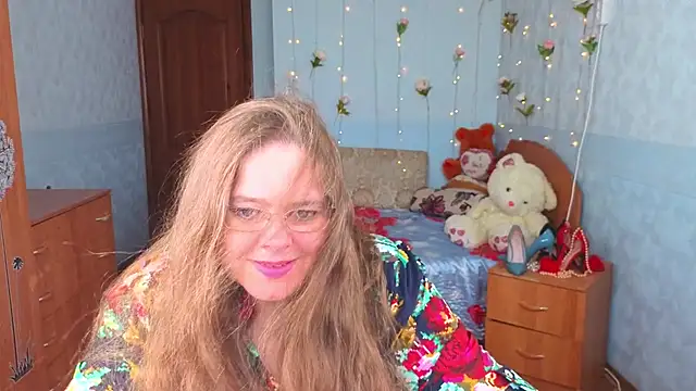 Snapshot of Audrey_Aura chatting on September 23, 6:44 am Audrey Aura online show from September 23, 6:44 am