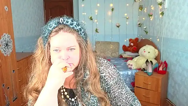 Snapshot of Audrey_Aura chatting on October 7, 9:57 am Audrey Aura online show from October 7, 9:57 am