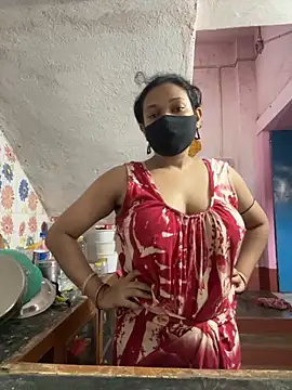 Snapshot of Priyajaanbaby chatting on September 13, 6:21 am Priyajaanbaby online show from September 13, 6:21 am