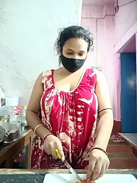 Snapshot of Priyajaanbaby chatting on September 25, 6:23 am Priyajaanbaby online show from September 25, 6:23 am