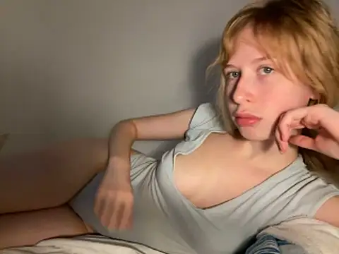 Lisa-5329 online show from November 17, 10:38 am