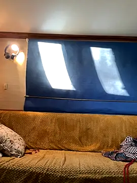 Snapshot of ladyboatlady chatting on October 30, 7:33 am ladyboatlady online show from October 30, 7:33 am