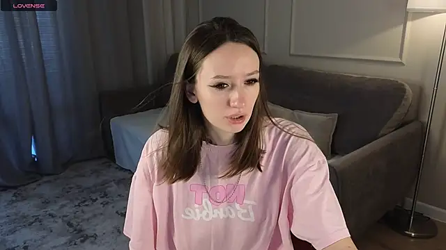 cutienaughtygirl online show from September 20, 9:18 am