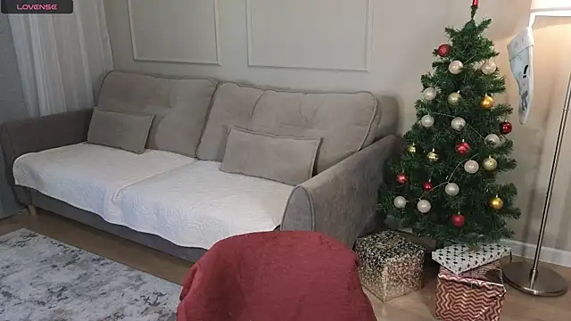 cutienaughtygirl online show from January 14, 7:13 am