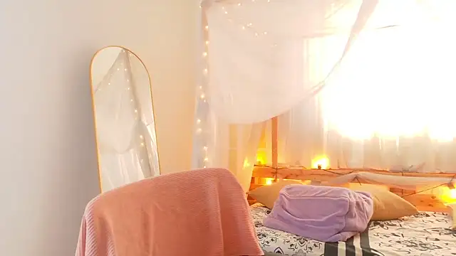 loreaniss online show from January 16, 8:16 pm