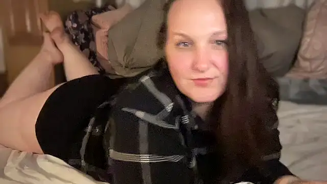 Snapshot of Just_Trudy chatting on September 26, 2:20 am Just Trudy online show from September 26, 2:20 am