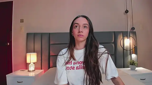 Snapshot of IremLee_ chatting on September 25, 9:23 pm IremLee  online show from September 25, 9:23 pm