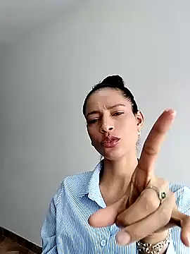 Snapshot of SofiaDelicia chatting on September 17, 7:23 pm SofiaDelicia online show from September 17, 7:23 pm