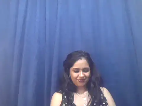Snapshot of cute_indianxo chatting on October 23, 8:48 pm cute indianxo online show from October 23, 8:48 pm