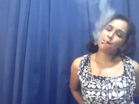 Snapshot of cute_indianxo chatting on October 20, 8:12 pm cute indianxo online show from October 20, 8:12 pm