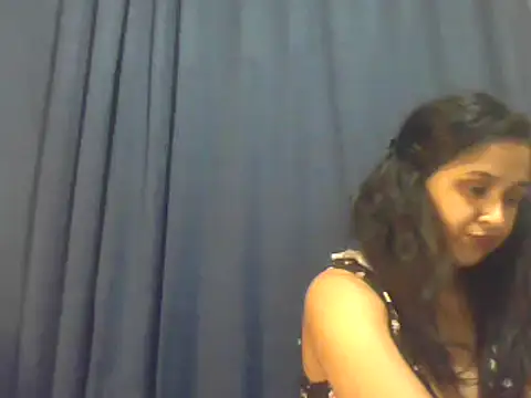 Snapshot of cute_indianxo chatting on October 9, 7:40 pm cute indianxo online show from October 9, 7:40 pm