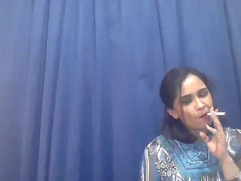 Snapshot of cute_indianxo chatting on October 21, 8:24 pm cute indianxo online show from October 21, 8:24 pm