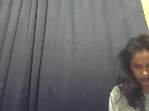 Snapshot of cute_indianxo chatting on October 12, 12:35 am cute indianxo online show from October 12, 12:35 am