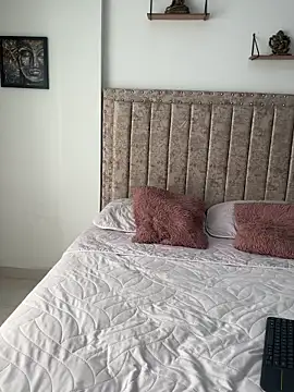 Snapshot of EmiilyEvans_ chatting on October 15, 8:22 pm EmiilyEvans  online show from October 15, 8:22 pm