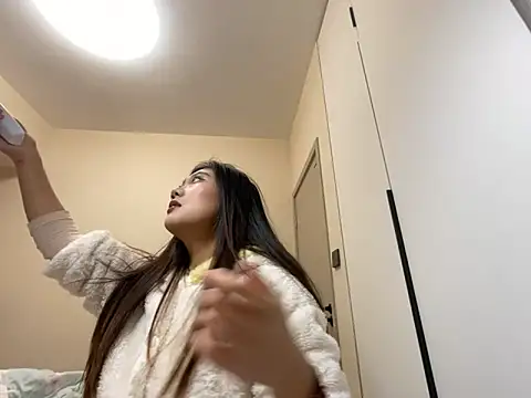 xena0501 online show from November 19, 3:45 pm