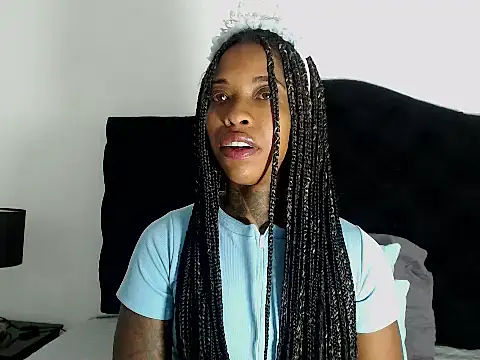 Snapshot of Pauline_Fox chatting on October 4, 1:55 am Pauline Fox online show from October 4, 1:55 am