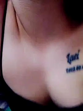 Themaskedgirl21 online show from February 25, 1:42 pm