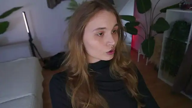 lisa schiele online show from June 13, 8:17 pm