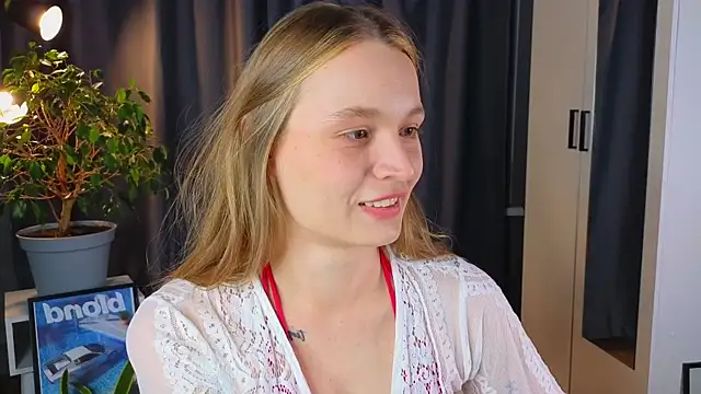 Snapshot of lisa_schiele chatting on September 24, 8:19 pm lisa schiele online show from September 24, 8:19 pm