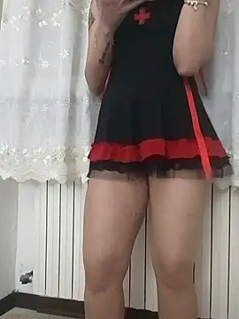 alicepavia22 online show from January 13, 7:29 pm