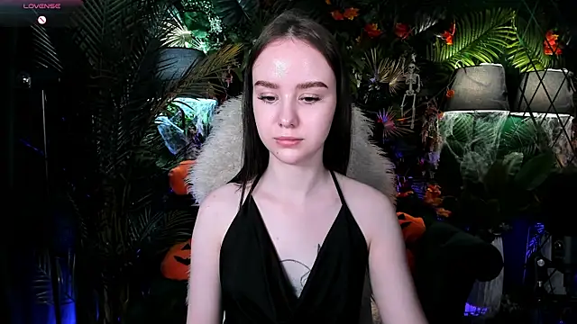 Snapshot of MarySparkle chatting on October 28, 4:07 am MarySparkle online show from October 28, 4:07 am