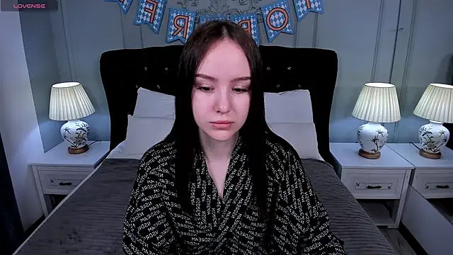 Snapshot of MarySparkle chatting on September 27, 3:03 am MarySparkle online show from September 27, 3:03 am