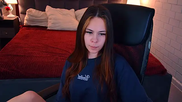 UliaNeer online show from March 11, 5:11 am