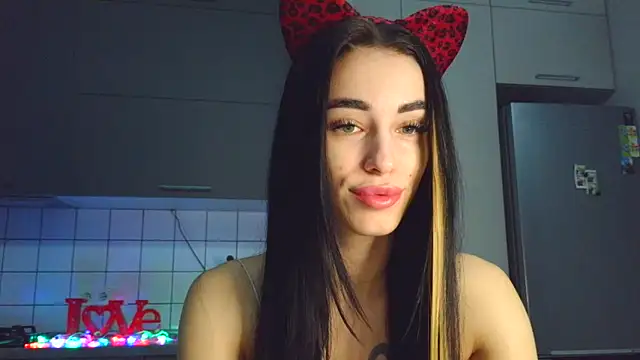 EvaMelnik online show from October 22, 3:28 pm