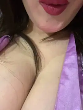 oryanna sex online show from April 11, 6:00 pm