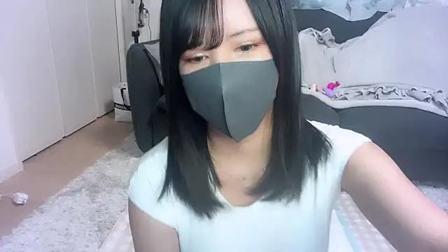 moemilk online show from October 10, 11:53 pm