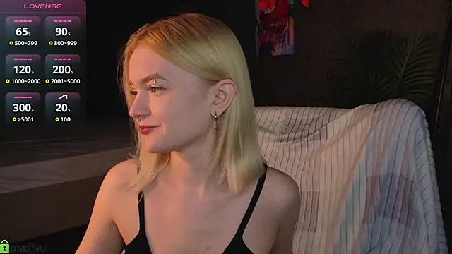 Carrie Foster online show from April 6, 1:34 pm