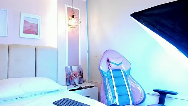 Sahaara  online show from March 25, 8:34 pm