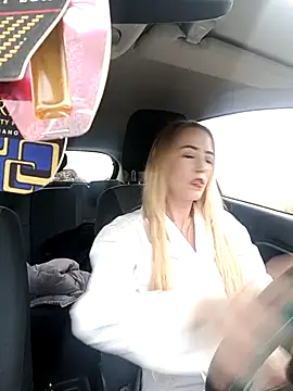 DeeA Blondy online show from November 10, 6:41 am