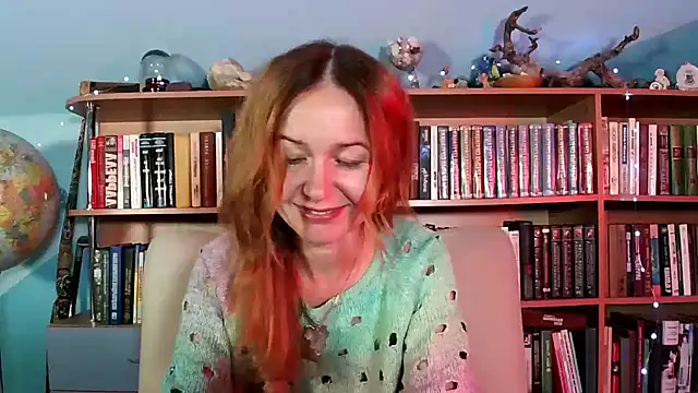 Foxilady357 online show from October 28, 2:45 pm