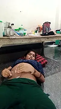 Guriya0076 online show from September 18, 10:25 am