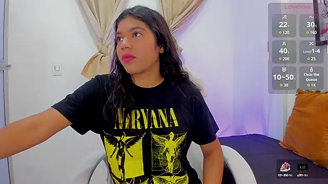 andrea sanchezz online show from October 13, 3:47 pm