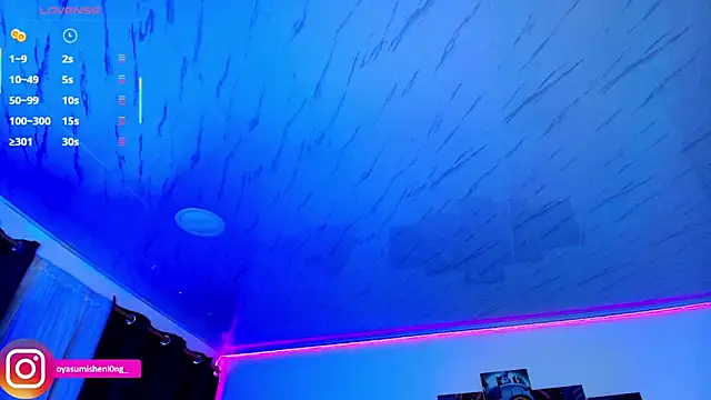 Snapshot of Nicorobinn chatting on October 8, 12:26 am Nicorobinn online show from October 8, 12:26 am