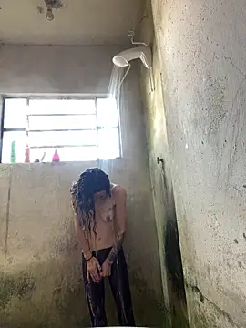 blond-96 online show from May 4, 6:44 pm