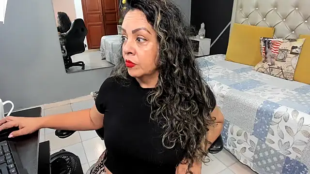 kris milff online show from September 26, 1:20 pm